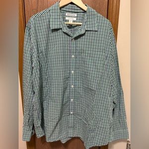 Men’s Amazon essential button down